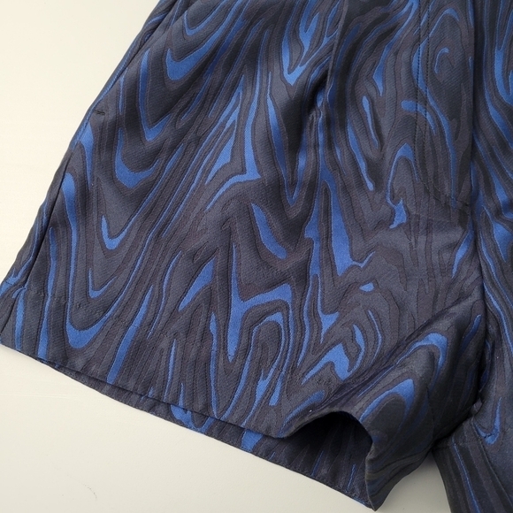 KENZO Blue and Black Jacquard Moire Tiger High Waisted Shorts - Picture 4 of 12